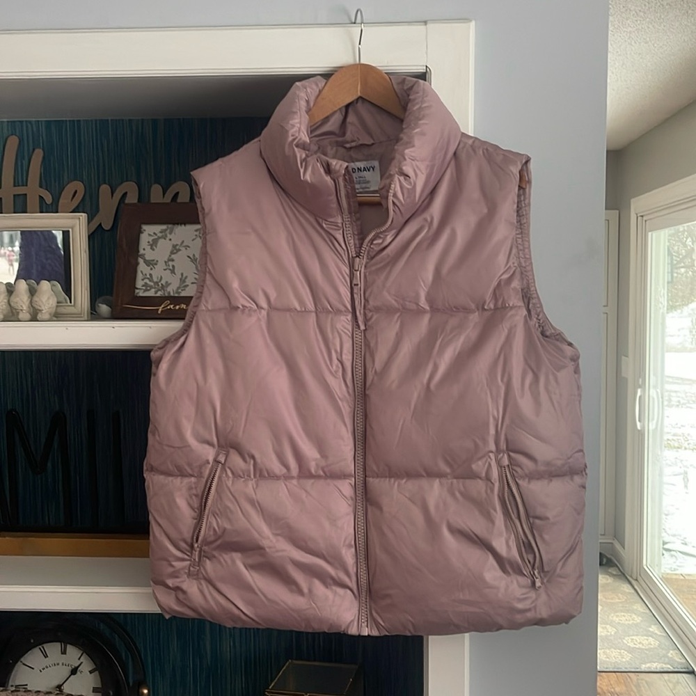 Women’s Puffer Vest
